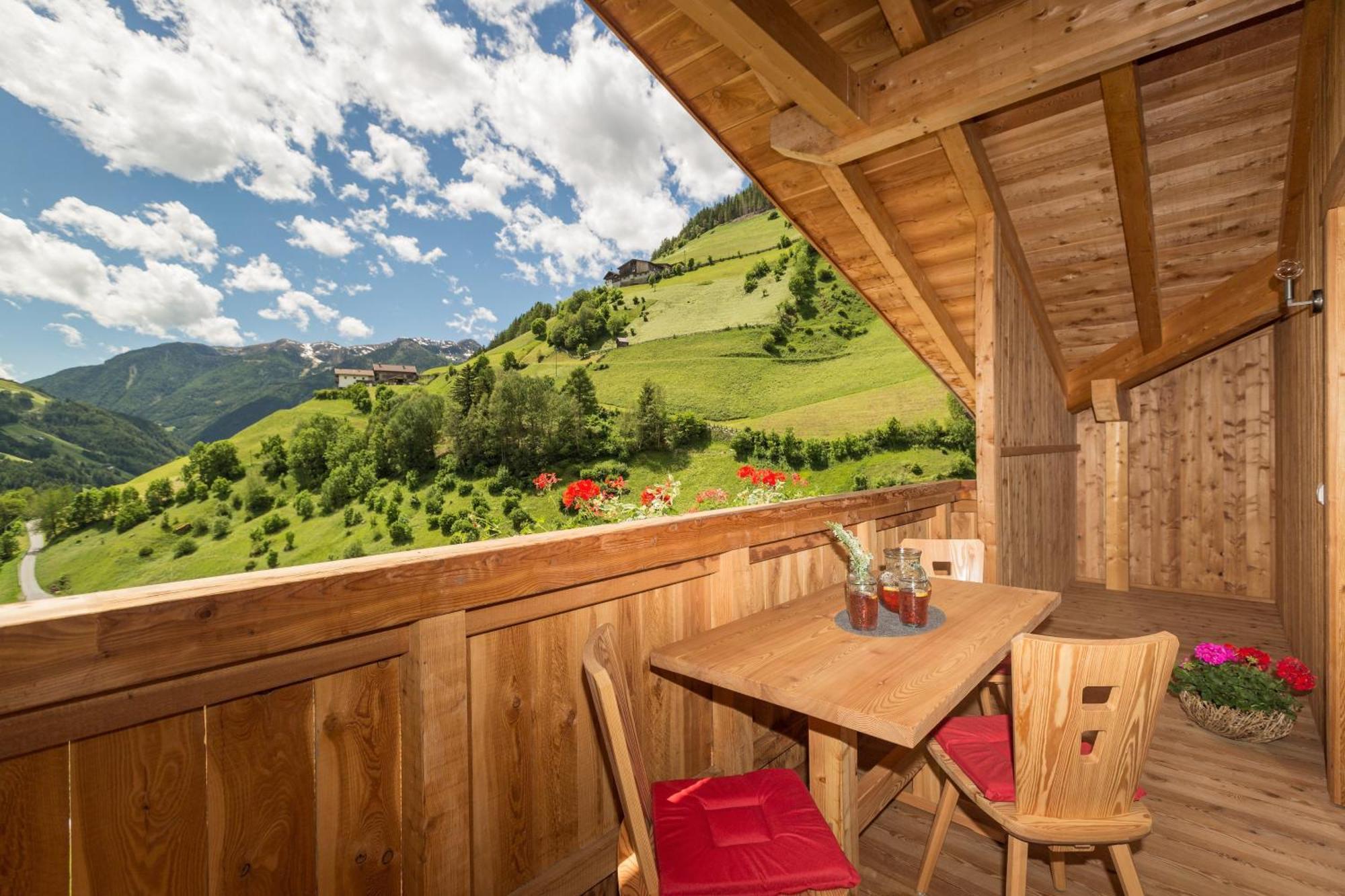 Enzianhof - Nature Apartments Ahrntal Bagian luar foto